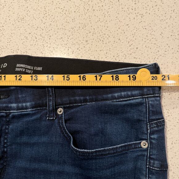 Torrid Bombshell Flare Jeans Super Soft 22S Dark Wash High Rise Plus Size Chic - Picture 8 of 9